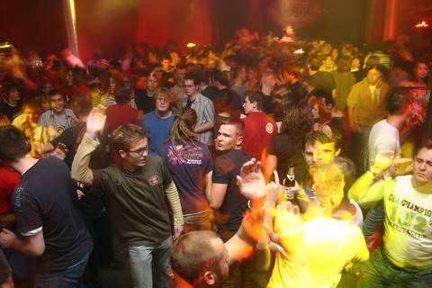 angehngtes Bild